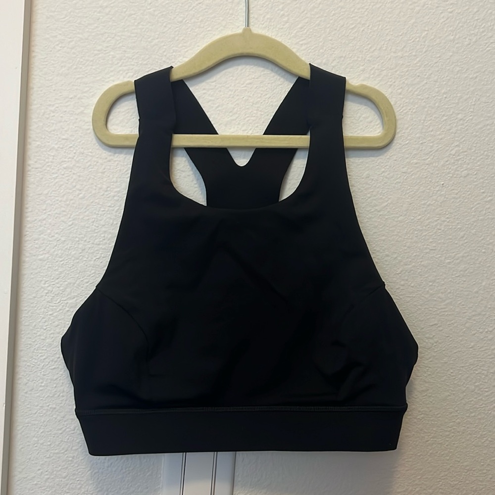 Lululemon size 8 black sports bra